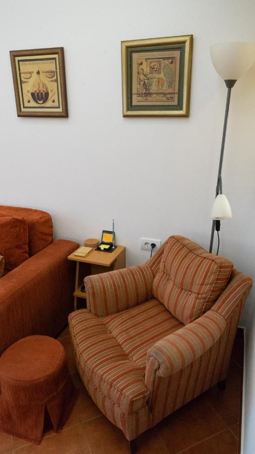 Apartment Akacija Gardens Belgrado Esterno foto